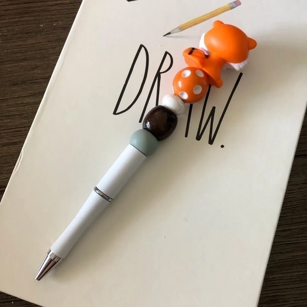 Disney Doorables: The Jungle Book: Shere Khan handmade beaded pen